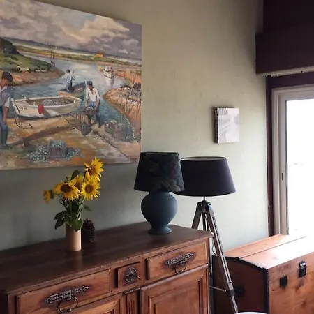 - Ocean Sunset Full View Apartment Meschers-sur-Gironde