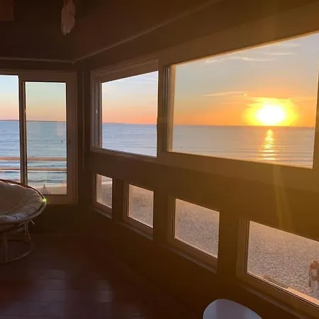 - Ocean Sunset Full View Apartment *