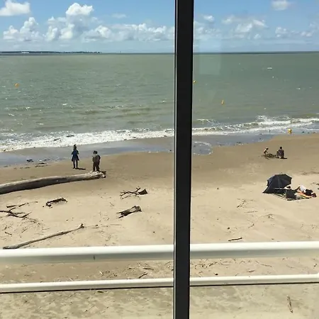 - Ocean Sunset Full View Meschers-sur-Gironde