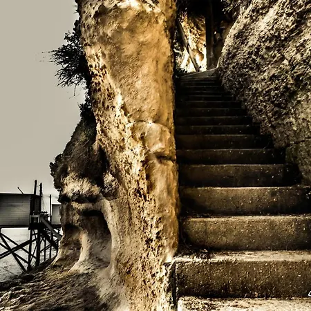 - Ocean Sunset Full View Apartment